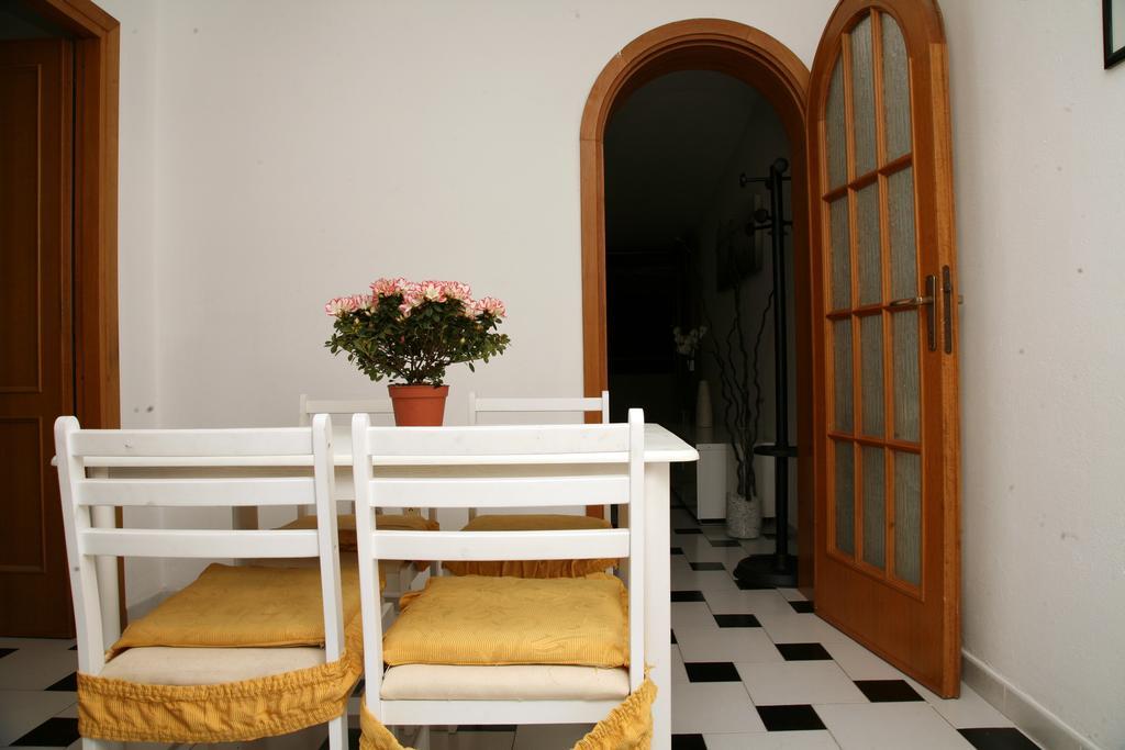 De Amicis Apartment Каляри Стая снимка
