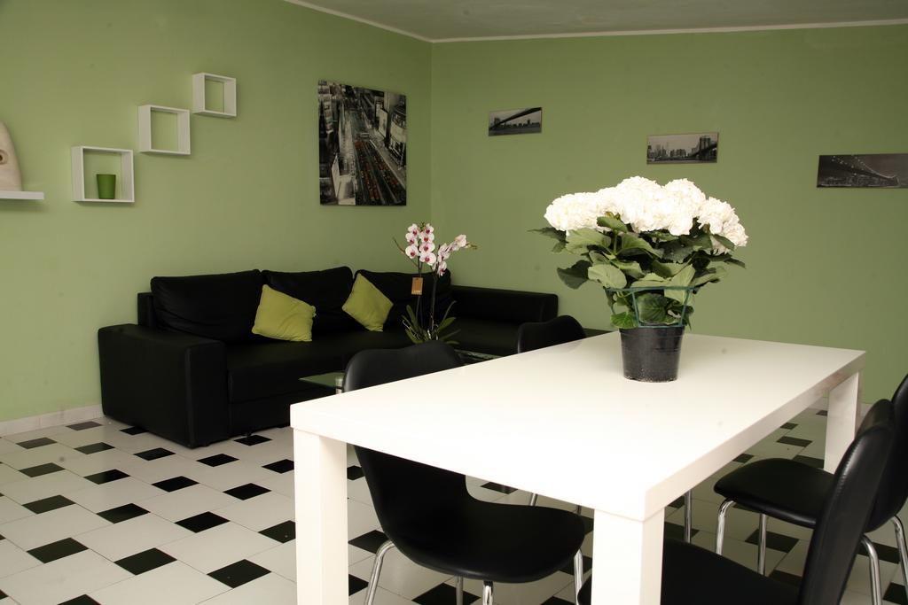 De Amicis Apartment Каляри Стая снимка