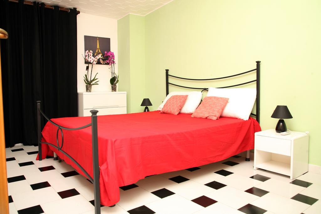De Amicis Apartment Каляри Стая снимка